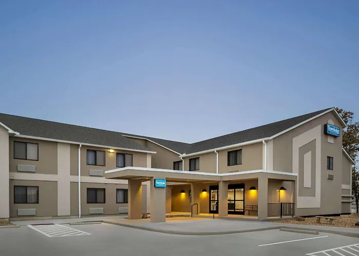 Travelodge By Wyndham Dexter