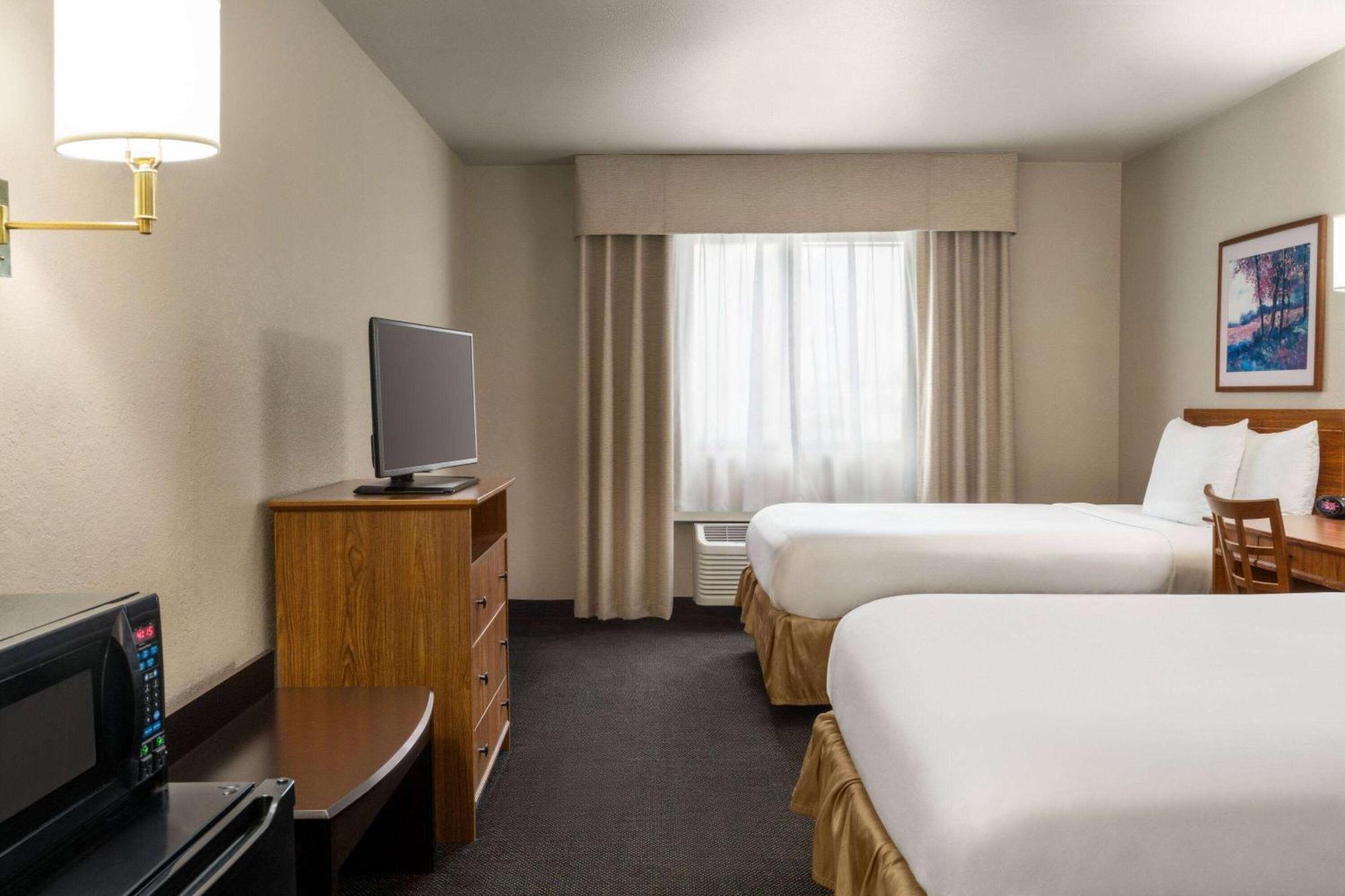 Travelodge By Wyndham Hotel