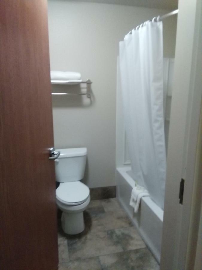 Travelodge By Wyndham Hotel 2*